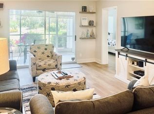 340 Horse Creek Dr APT 107, Naples, FL 34110