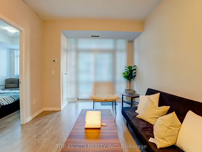 75 Liberty St #2008 — Photo 2