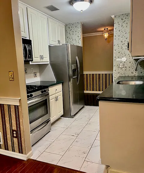 151 Indian Hollow Ct #151 — Photo 13