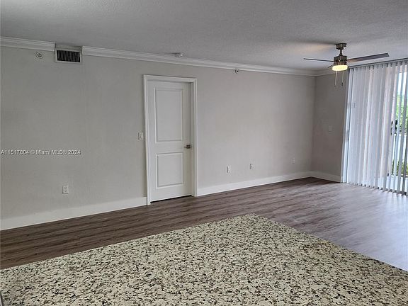 5th image of 12112 Saint Andrews Pl APT 111