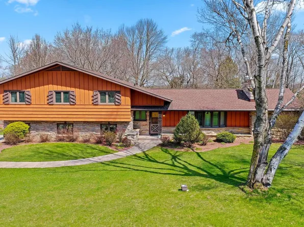 810 Shoto ROAD, Two Rivers, WI 54241