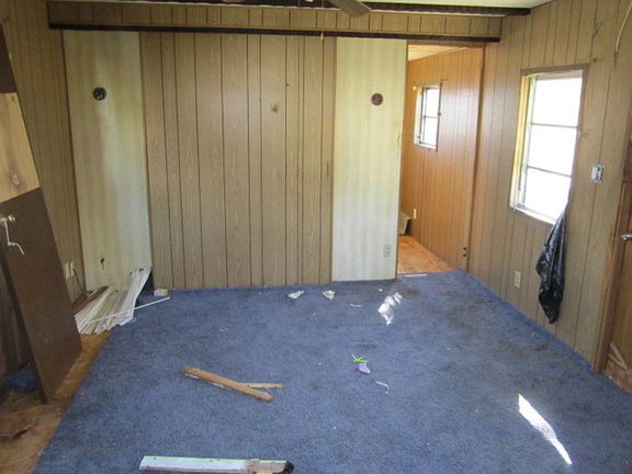 4th image of 329 Eland Dr