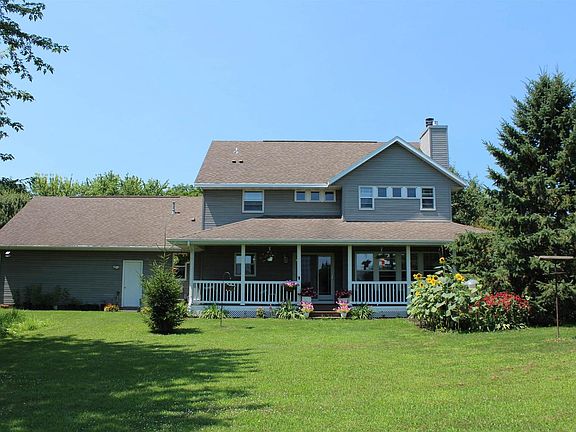 2nd image of N9026 Hickory Point Road