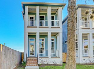208 W 24th St, Houston, TX 77008