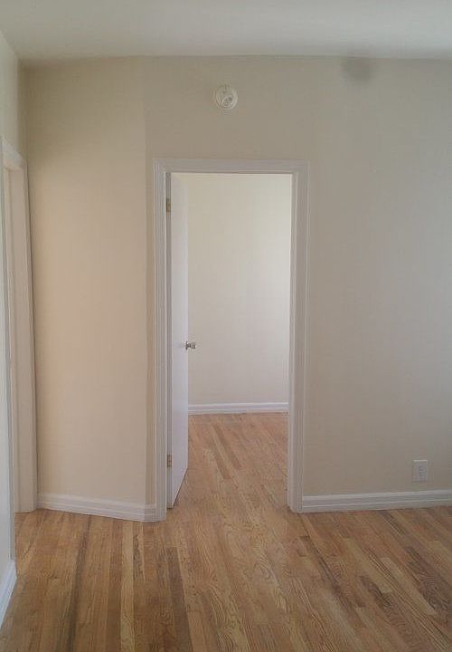 1st image of 1133 E 98th St #1
