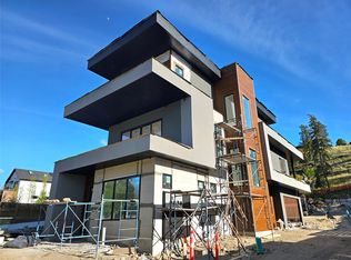 757 Barnaby Rd #1, Kelowna, BC V1W4N9