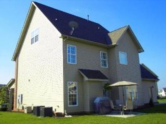 3rd image of 5011 Plum Rose Ln