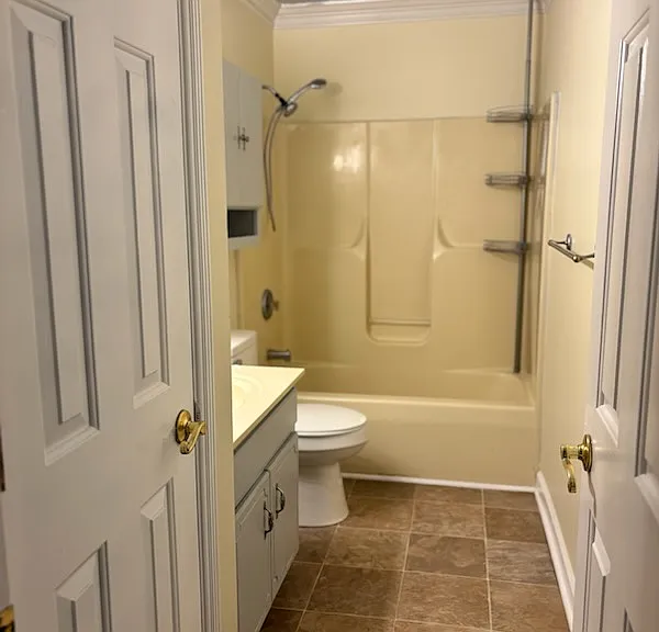 155 Springhill Dr — Photo 4