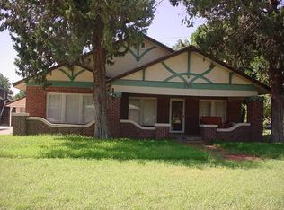 705 E 8th St, Colorado City, TX 79512