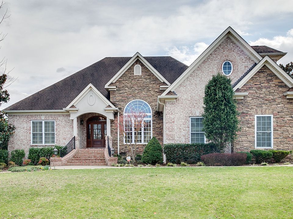 1st image of 604 Gardenia Way