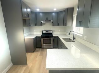 4-2103 E 6th St, Long Beach, CA 90814