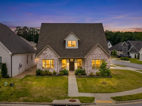 50 Fletcher Ridge Cir, Little Rock, AR 72223