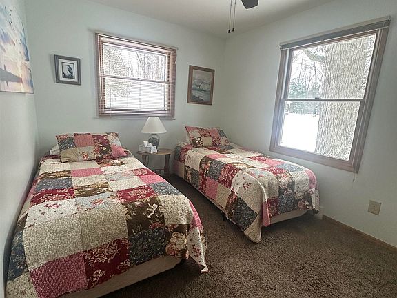 2nd image of 1165 Cranberry Pike