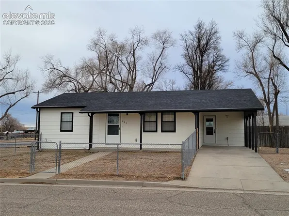 822 E 12th St, La Junta, CO 81050