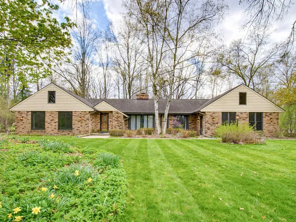 4417 Indian Trl, Green Bay, WI 54313