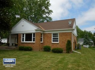 414 Pleasant Ave, Denmark, WI 54208