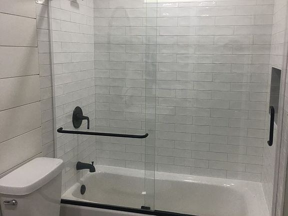 3rd image of 3631 Mira Monte Dr