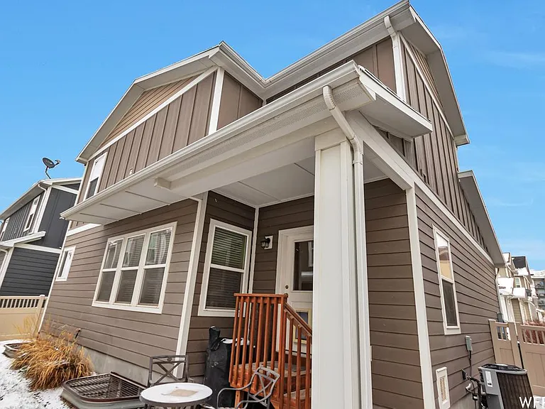 15222 S Republic Dr — Photo 14