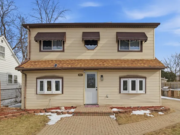 4815 S Lotus Ave, Chicago, IL 60638