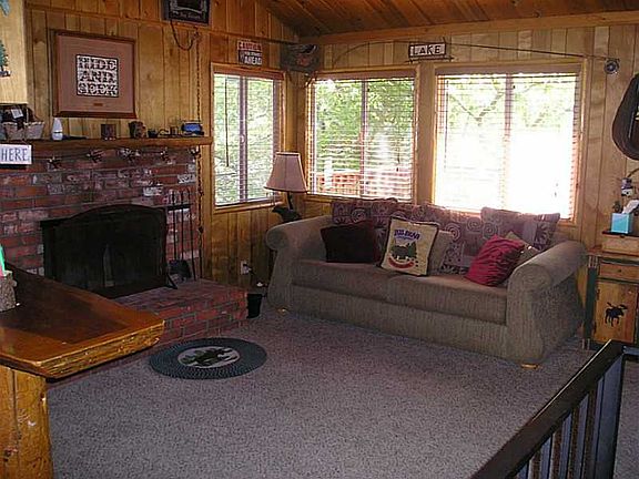 3rd image of 1021 Jasper Dr