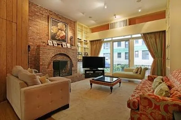 Rented by Corcoran | media 14