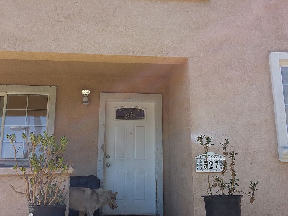 1st image of 527 N Airport Way