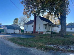 109 E Laurel St, Table Grove, IL 61482