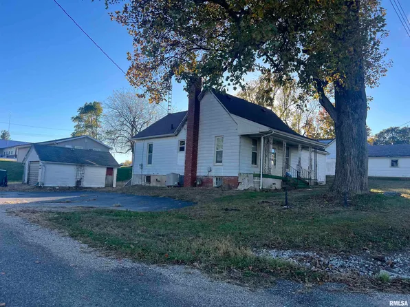 109 E Laurel St, Table Grove, IL 61482