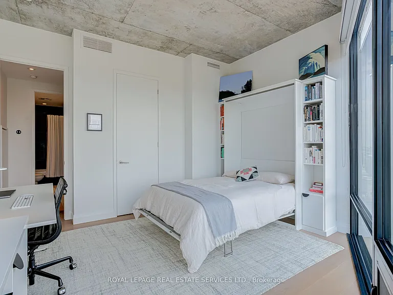 383 Sorauren Ave #Penthouse 09 — Photo 30