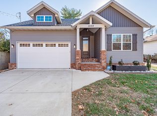 1530 E Portland St, Springfield, MO 65804