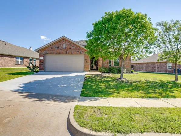 377 Coral Vine Ln, Burleson, TX 76028