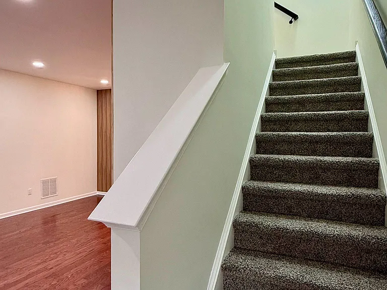 153 Mercer Ct — Photo 10