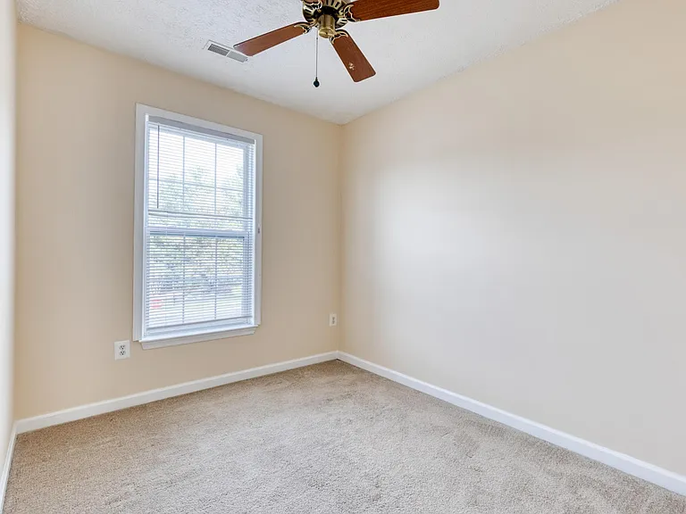 490 Crestridge Way — Photo 22