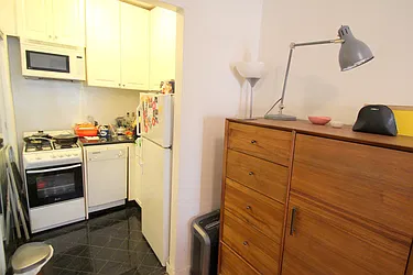 Rented by Nest Seekers International