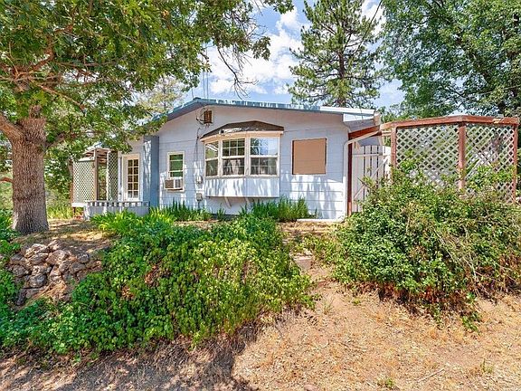 3rd image of 3200 Fairlane Rd