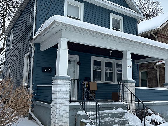 3rd image of 953 W 31st St