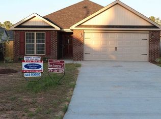 106 Crossing Pl, Warner Robins, GA 31088