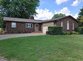 1104 Parkview Dr, Rock Falls, IL 61071