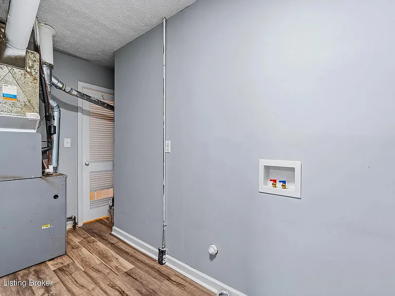 1037 Kaiser Ct — Photo 14