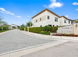 10597 NW 81st Ter #TOWNHOUSE 10597, Miami, FL 33178