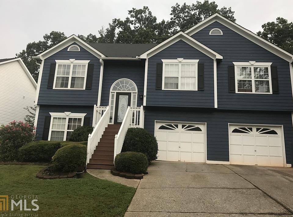 2nd image of 975 Hillary Ln