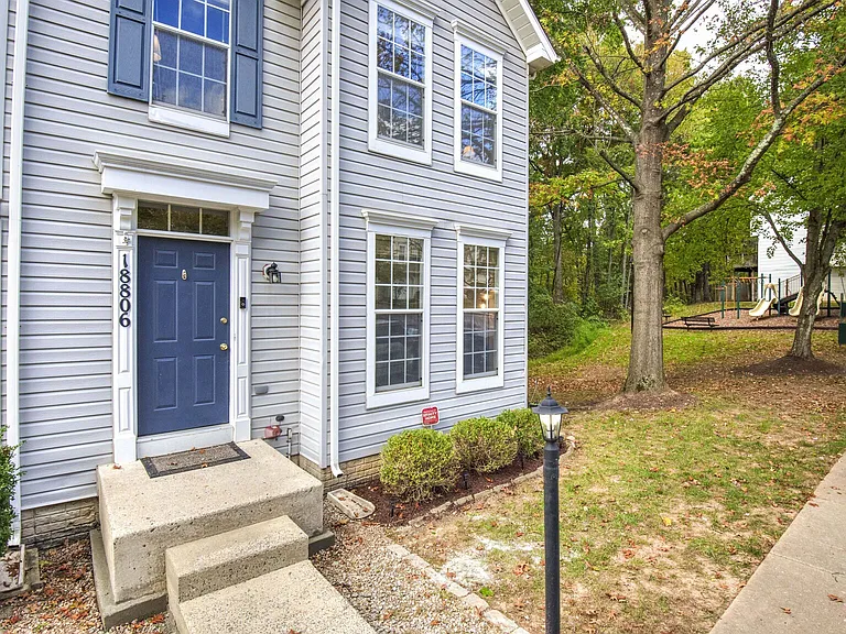 18806 Harmony Woods Ln — Photo 3