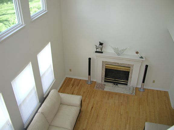 4th image of 7641 Kirkwood Dr