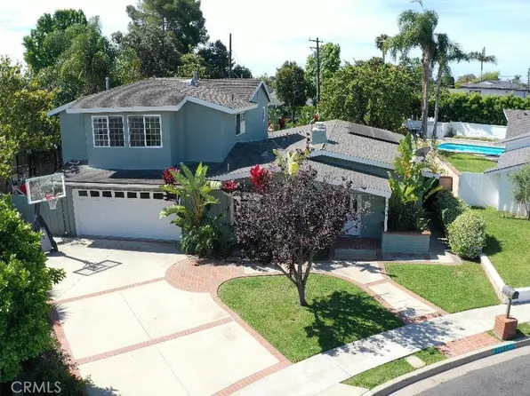 2284 Redlands Dr, Newport Beach, CA 92660