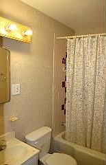 5th image of 3501 SE 12th Ave