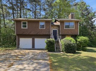 3449 Oak Run Dr, Lithonia, GA 30038