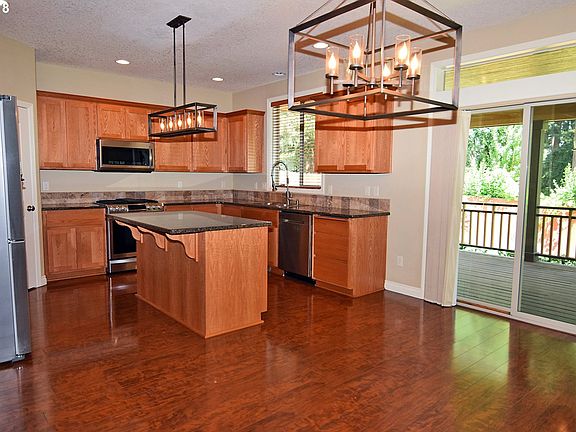 5th image of 7125 NE 28th Ave