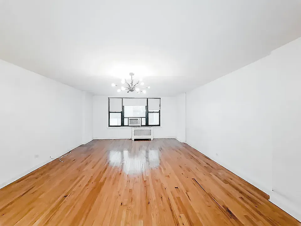 2 E 30th St #1-A