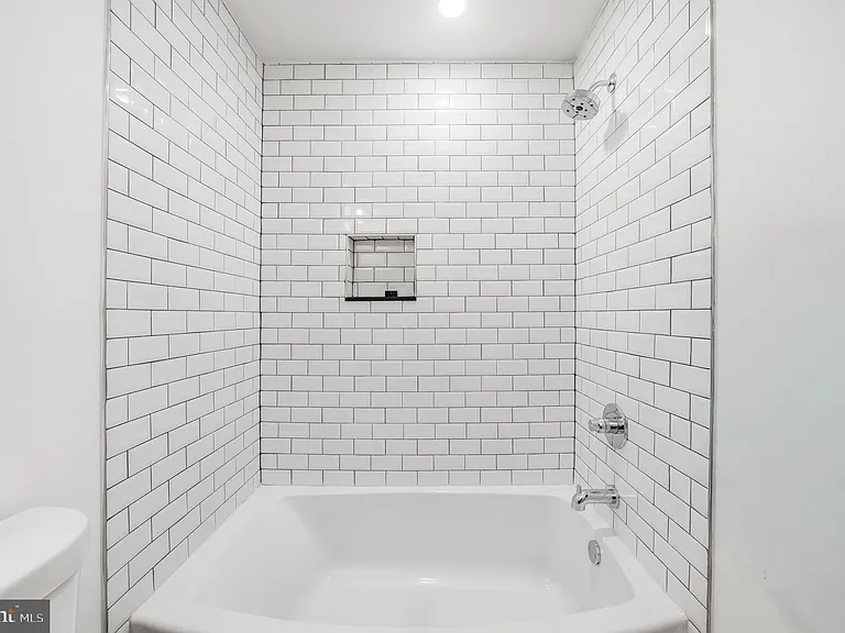 2604 Reed St — Photo 27