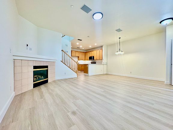 3rd image of 4809 Swinford Ct